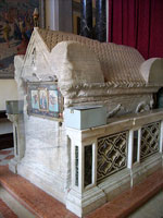 Sarcófago de Santa Eufemia